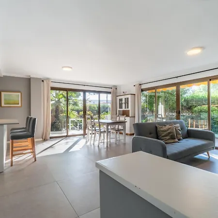 Ponent 8 Apartment
